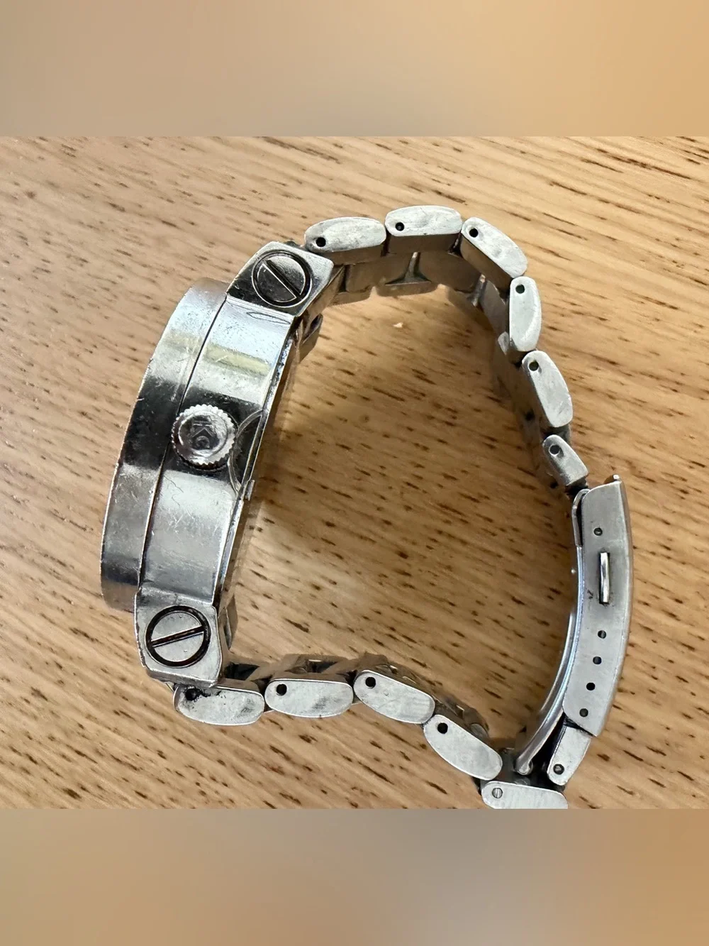 Techno Com KC men’s watch